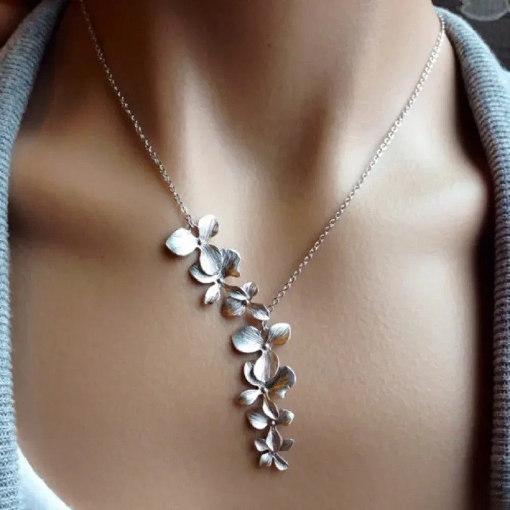 Silver Floral Necklace