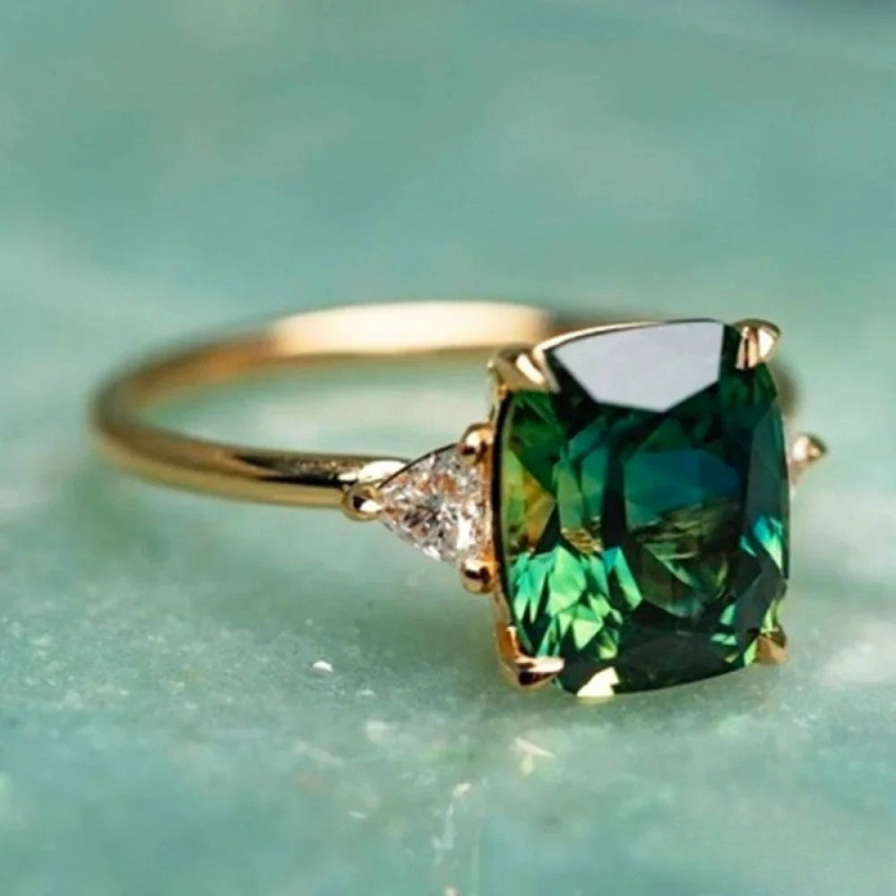 Mason | Elegant Gold Ring for Women with Green Zirconia